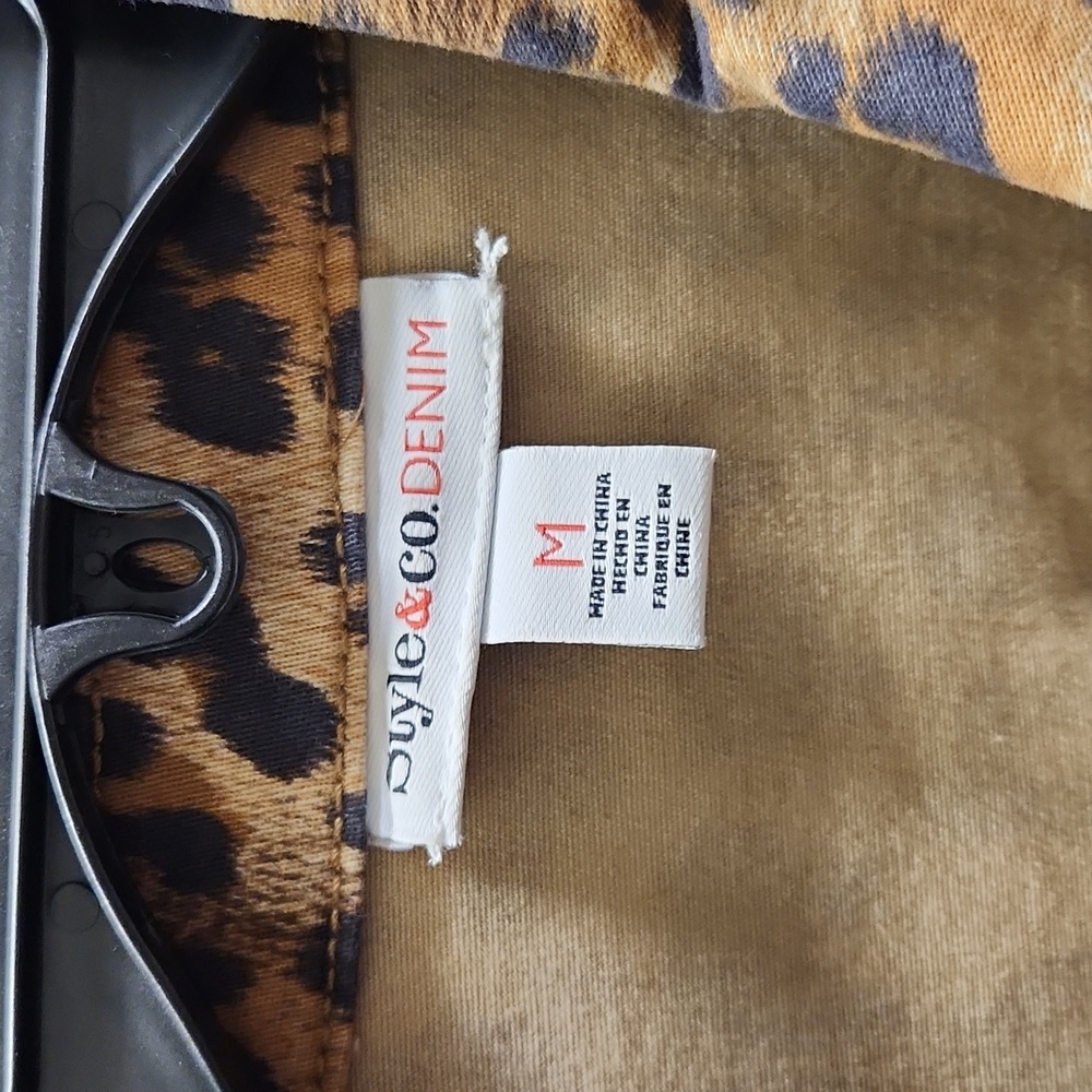 Leopard Print Jacket - Picture 2 of 3